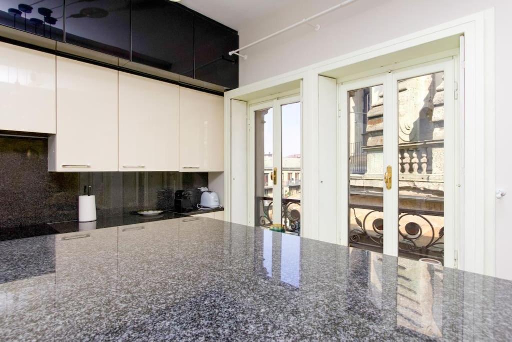شقة Duomo Big House130Mq Vista Tempio ميلان المظهر الخارجي الصورة